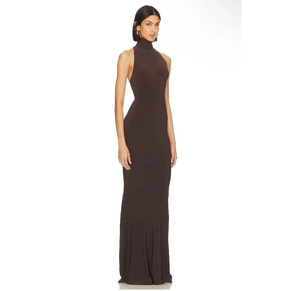 NWT Norma Kamali Halter Turtle Fishtail Gown in Chocolate Size XXS $195 - Picture 2 of 10